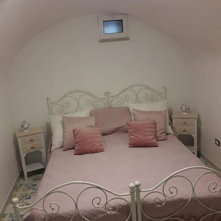 Casa Vacanze Vico Verona 7 Oria  Exteriér fotografie