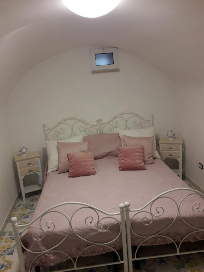 Casa Vacanze Vico Verona 7 Oria  Exteriér fotografie